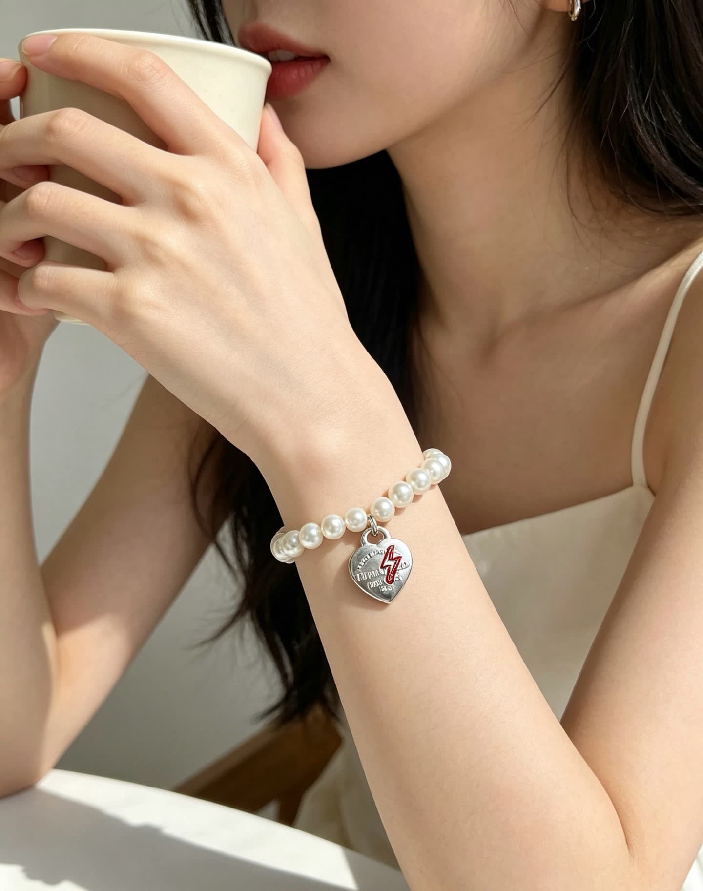 Tiffany & Co. Heart Tag Pearl Bracelet